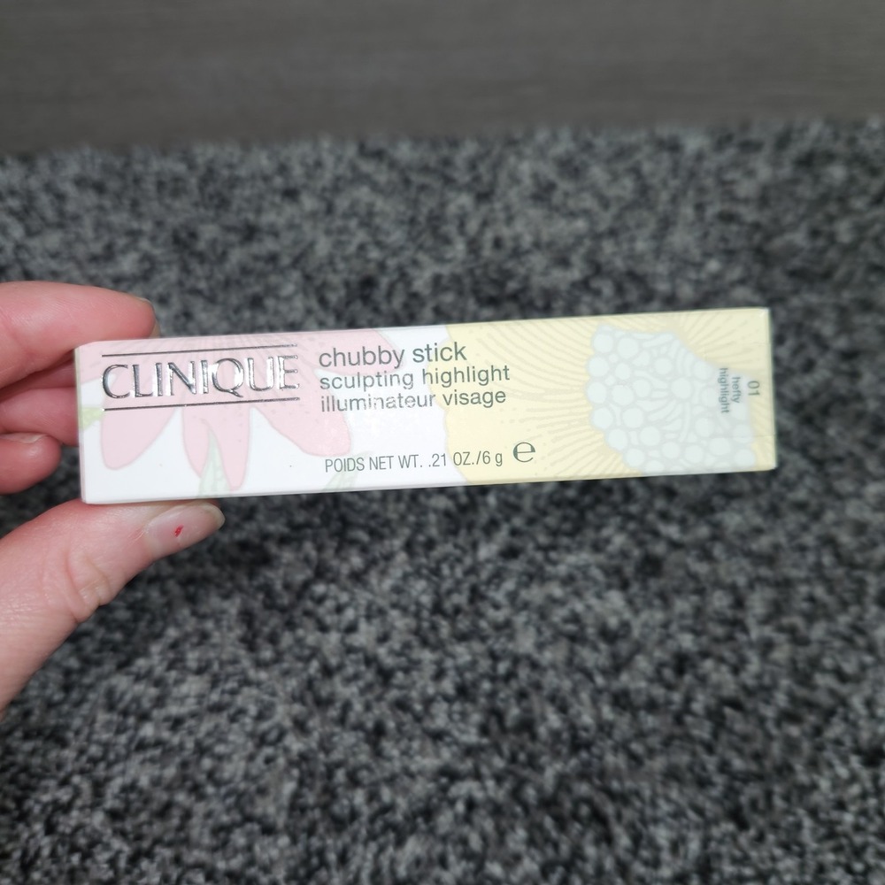 Clinique Chubby Stick Sculpting Highlight 01 Hefty Highlight 0.12 oz New